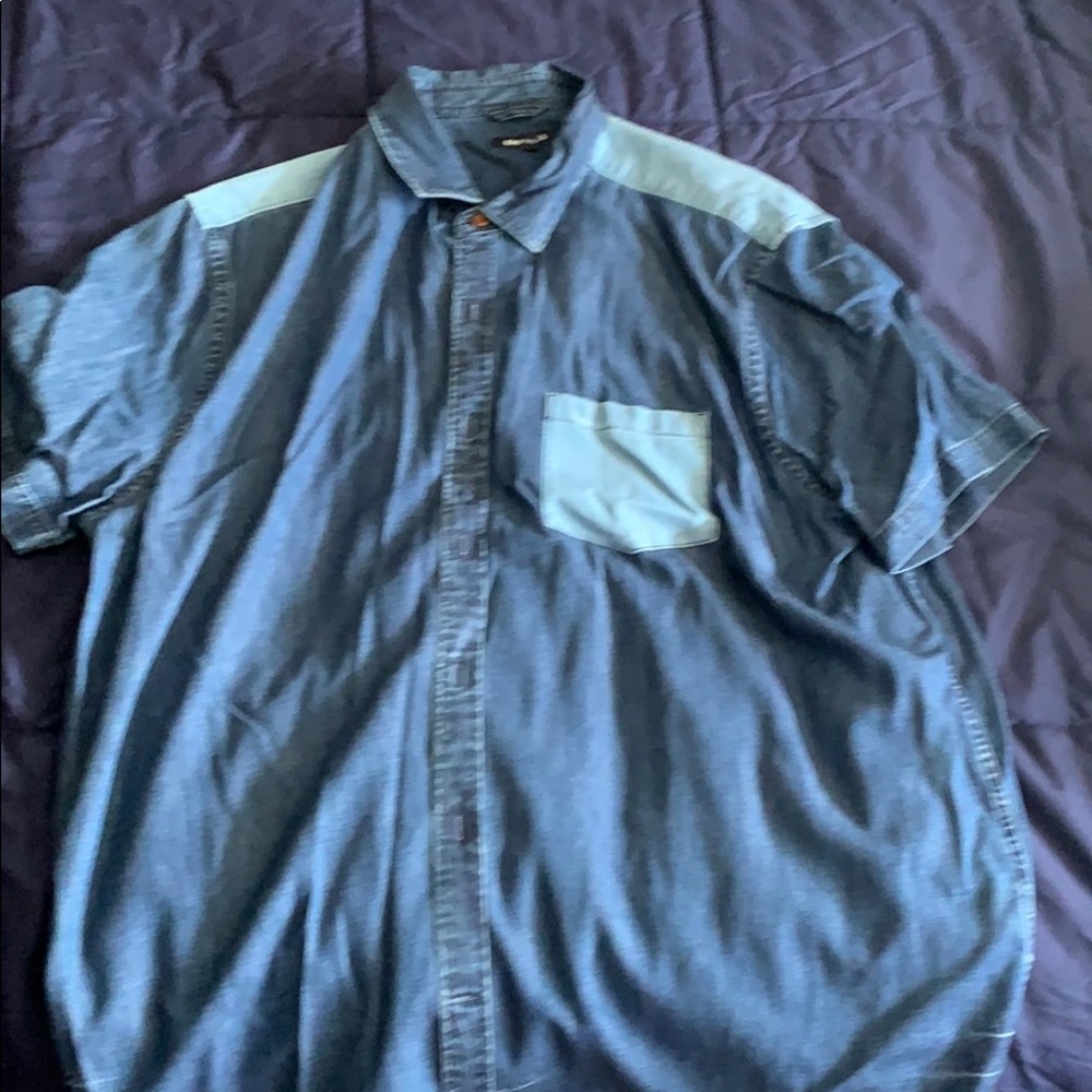 Men’s Short Sleeve Denim Shirt